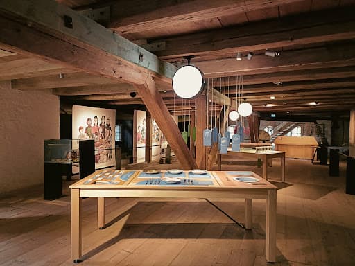 Tischleratelier Sinnesmagnet, Massivholzmöbel — Kundenfoto