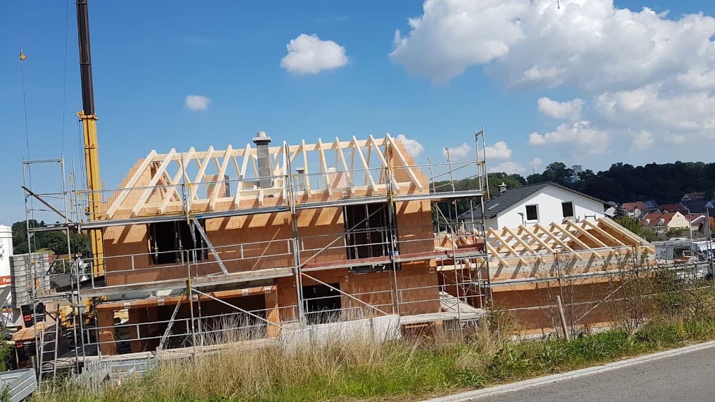 Pllana Zimmerei, Holzbau & Dachdeckerei